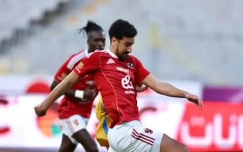 نجوم الأهلي على رادار الدوري السعودي في الصيف.. بن رمضان وتريزيجيه الأبرز